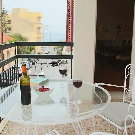 Spacious Townhouse Close To Chania Center