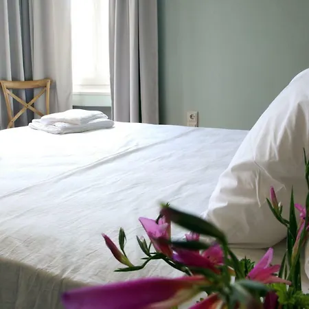 Spacious Townhouse Close To Chania Center La Canea