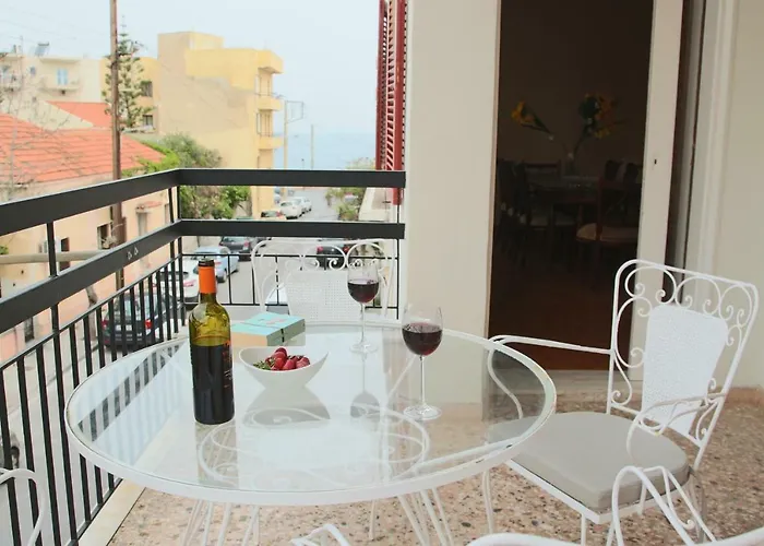 Spacious Townhouse Close To Chania Center