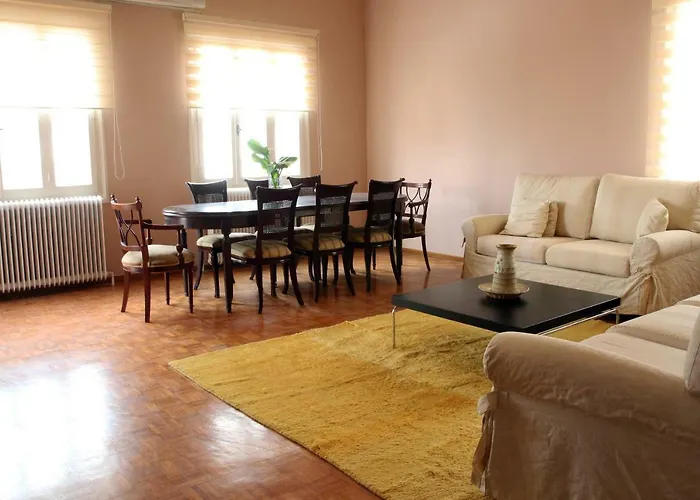 Spacious Townhouse Close To Chania Center Διαμέρισμα *